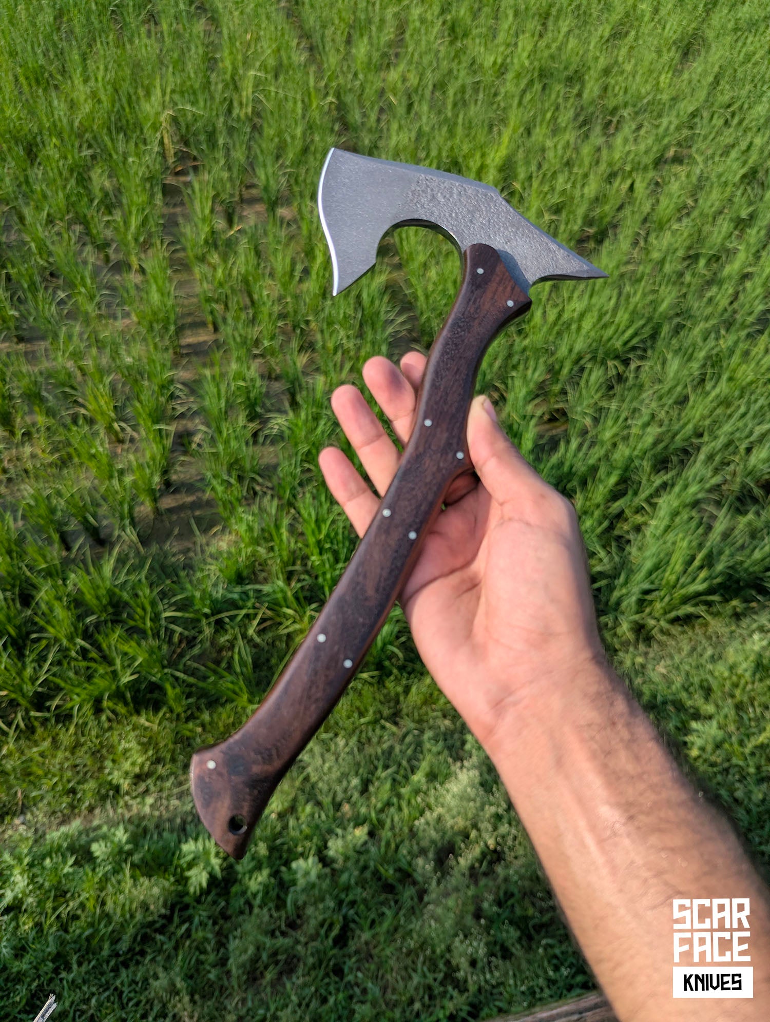 Frontier V2 Tomahawk