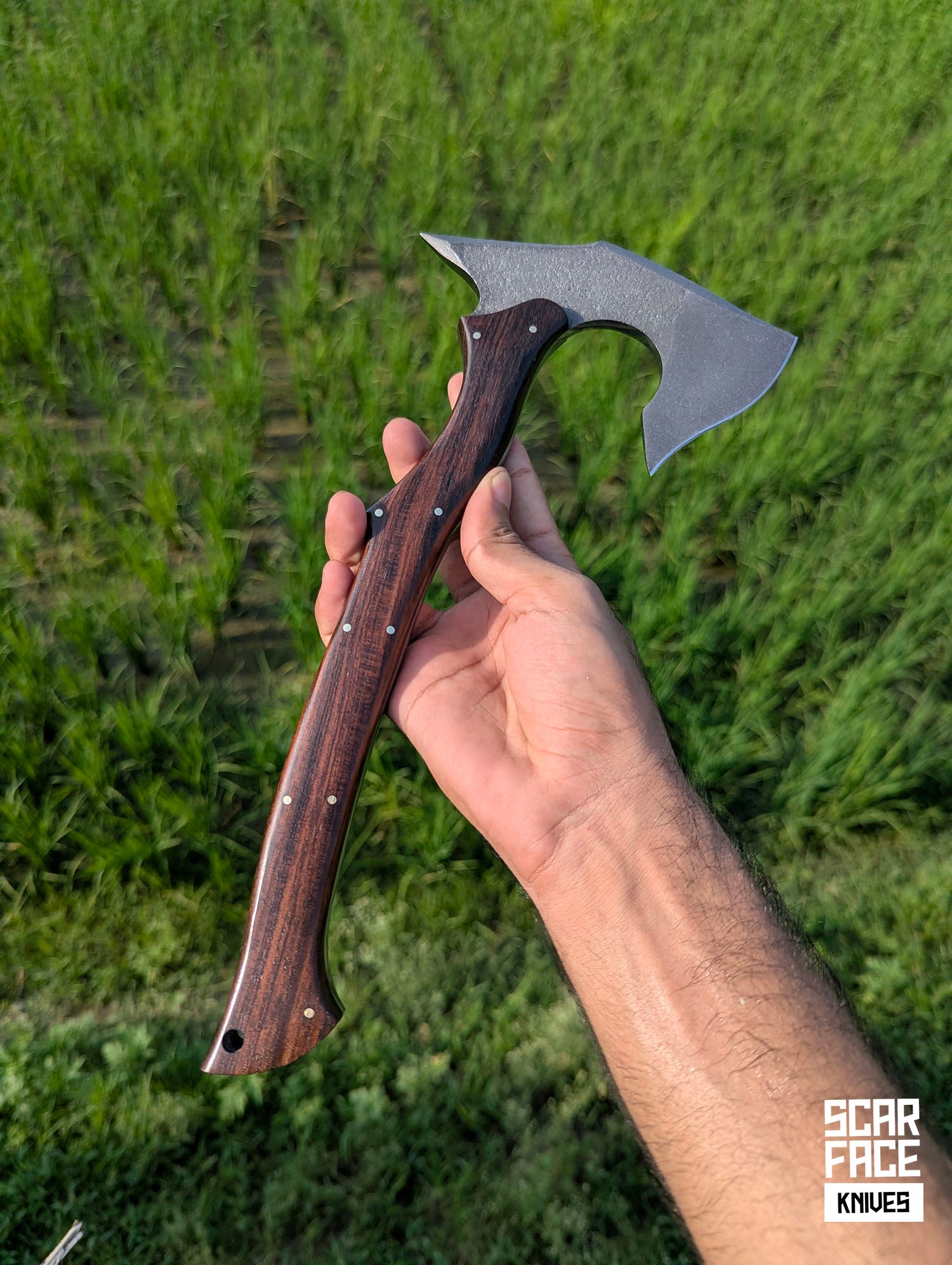 Frontier V2 Tomahawk