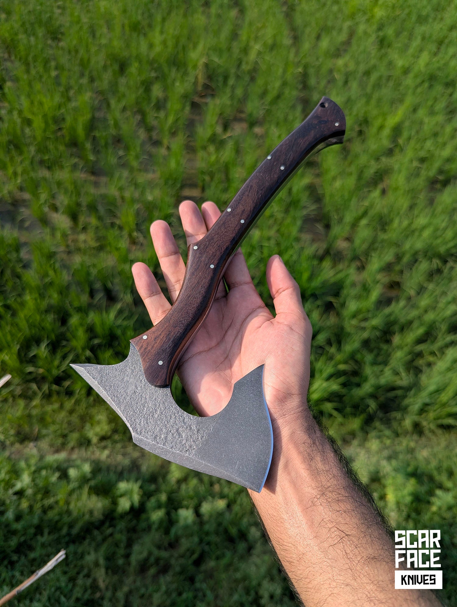 Frontier V2 Tomahawk