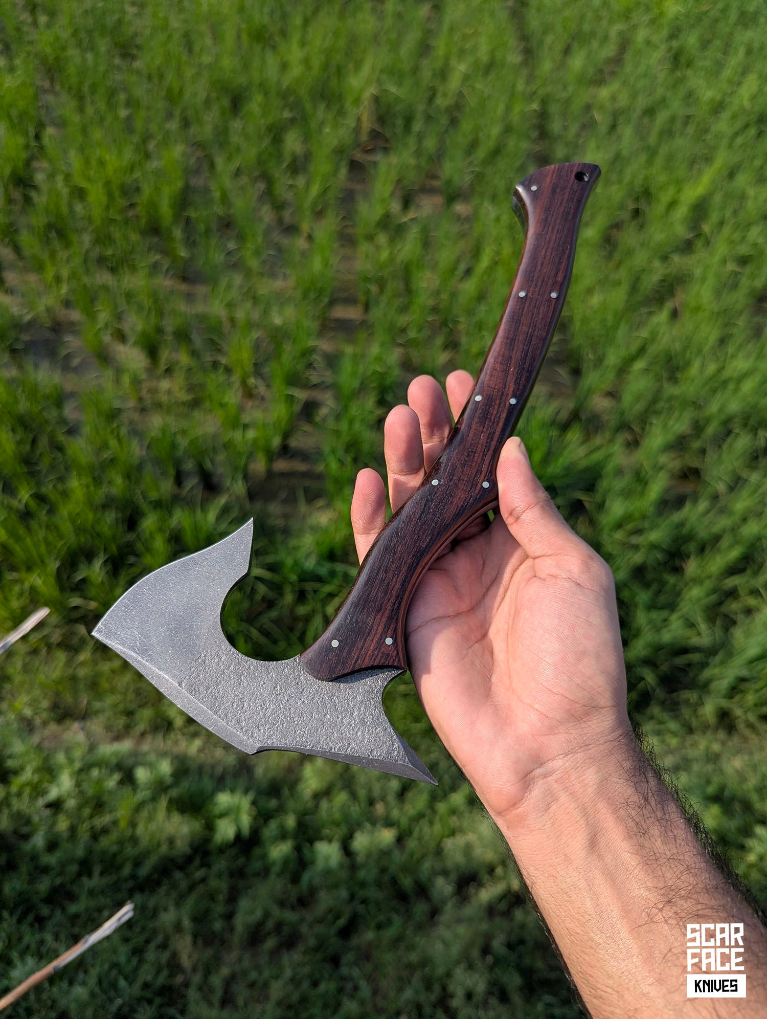 Frontier V2 Tomahawk